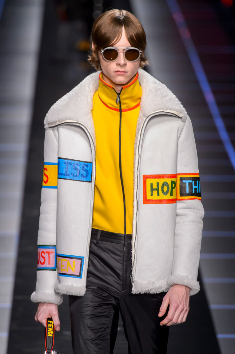 Fendi%2C%20%u043E%u0441%u0435%u043D%u044C-%u0437%u0438%u043C%u0430%202017/2018