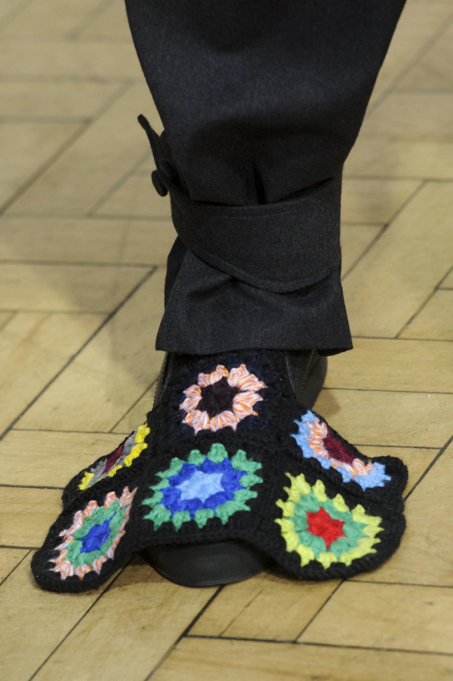 J.W.%20Anderson%2C%20%u043E%u0441%u0435%u043D%u044C-%u0437%u0438%u043C%u0430%202017/2018