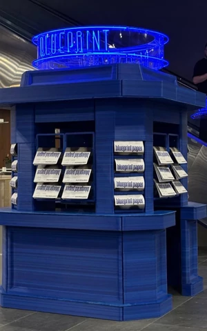 The Blueprint и Eburet представили газетный киоск на Cosmoscow