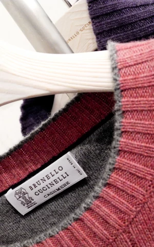 Акции Brunello Cucinelli упали на 15% из-за обвинения в нарушении антироссийских санкций