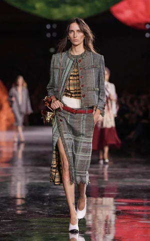 Матье Блази представил свою дебютную коллекцию для Chanel