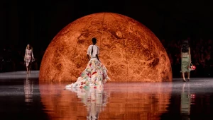 Молодая, свободная, легкая на подъем. Ольга Михайловская — о героине Chanel Матье Блази