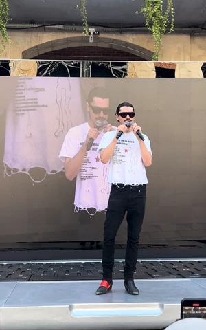 Фэшн-блогер Лиас запустил La Watch Party (альтернативу показам Недели моды) в Париже, Милане и Лондоне 