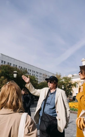 Искусствовед и историк архитектуры Елизавета Лихачева провела две архитектурные прогулки по Москве