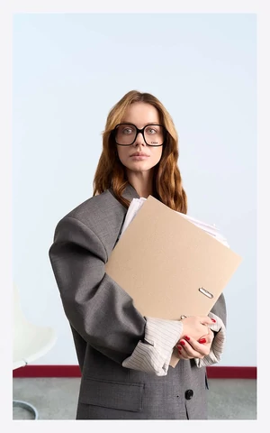 Не просто укладка. Как ежедневный уход помогает чувствовать себя уверенно в корпоративном мире