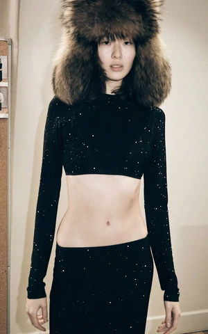 Дикий койот и интеллигентный секс. Из чего состоит первая подиумная коллекция Sashaverse