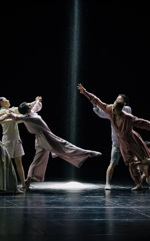 Фестиваль «Дягилев P.S.» откроется постановкой китайского Театра танца Си Син «Сати/Весна священная» 