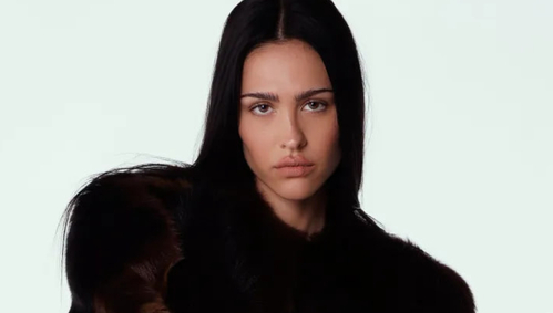 Коллекцию Амелии Грей с подписью модели представят на Miu Miu Select