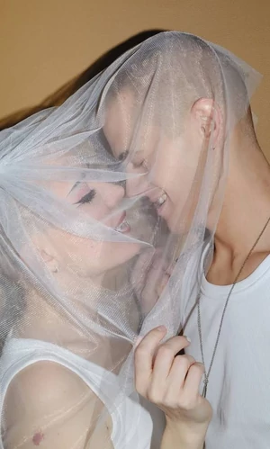 Основательница Lumpen Авдотья Александрова вышла замуж за модель Даниила Кондратьева