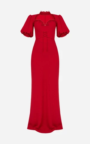 Красный — главный в наступающем году. Вот больше 40 вещей цвета огненной Лошади для всех верующих в гороскопы