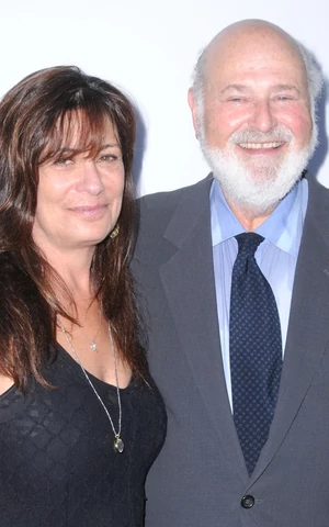 Голливудский режиссер Роб Райнер и его жена найдены мертвыми в их доме в Лос-Анджелесе