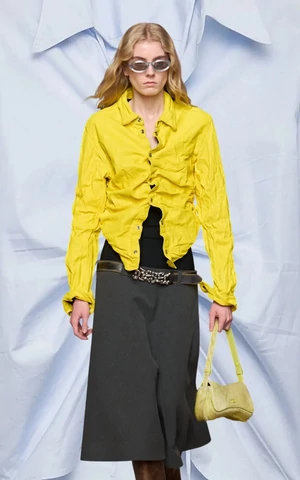 От нарядных до пижамных: рубашки, которые точно понадобятся вам в новогодние праздники