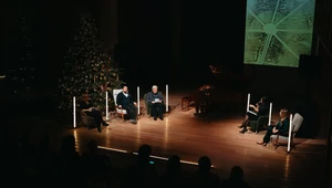 Фекла Толстая, Евгений Водолазкин, Надя Алексеева и другие - на презентации приложения «Samsung Живые страницы»