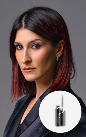 Тинт, пудра, стойкая подводка. Саша Сулим — о средствах, которые продержатся всю новогоднюю ночь