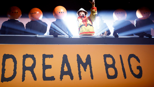 «Марти великолепный» сделал кассу на 19 млн долларов в первые дни премьеры