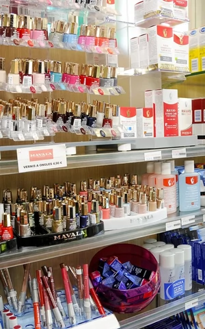 Во Франции запретили использовать «вечные химикаты»