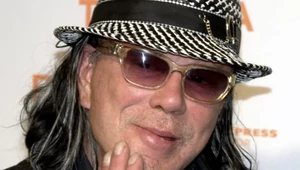 Фанаты Микки Рурка собирают средства, чтобы оплатить задолженность актера по аренде жилья