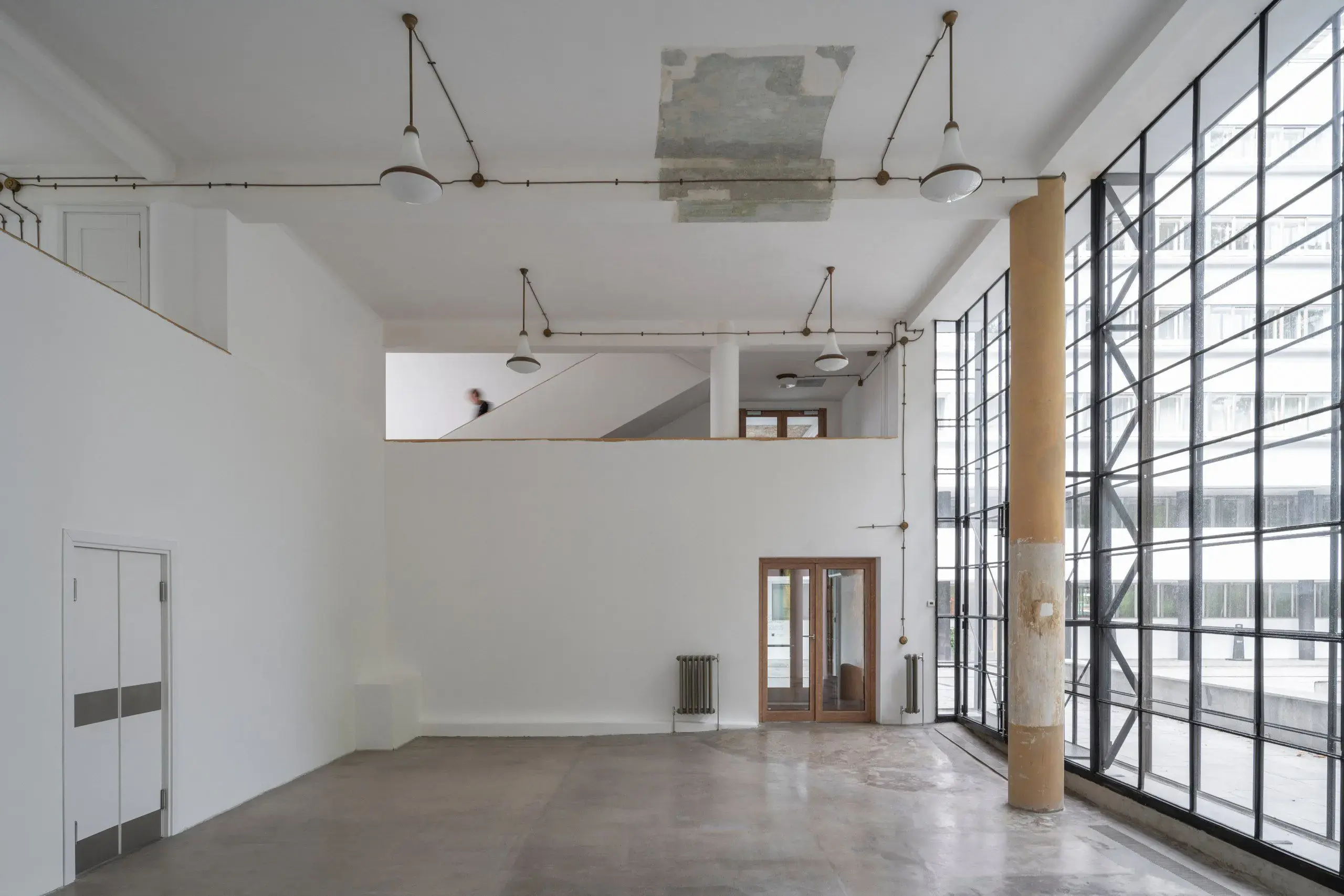 %u041A%u043E%u043C%u043C%u0443%u043D%u0430%u043B%u044C%u043D%u044B%u0439%20%u0431%u043B%u043E%u043A%20%u0414%u043E%u043C%u0430%20%u041D%u0430%u0440%u043A%u043E%u043C%u0444%u0438%u043D%u0430%3Cbr%3E%u0424%u043E%u0442%u043E%20%u0414%u0430%u043D%u0438%u0438%u043B%20%u0410%u043D%u043D%u0435%u043D%u043A%u043E%u0432%20%A9%20%u041C%u0443%u0437%u0435%u0439%20%u0441%u043E%u0432%u0440%u0435%u043C%u0435%u043D%u043D%u043E%u0433%u043E%20%u0438%u0441%u043A%u0443%u0441%u0441%u0442%u0432%u0430%20%AB%u0413%u0430%u0440%u0430%u0436%BB