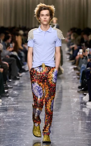 Джонатан раздора. За что любят и ненавидят новую мужскую коллекцию Dior 