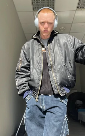 Модель Александр Гриднев обвинил свое бывшее агентство Lumpen в невыплате гонораров