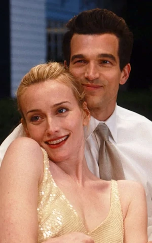 «Слишком дешево, чтобы быть Prada». Стиль в сериале «Американская история любви» 