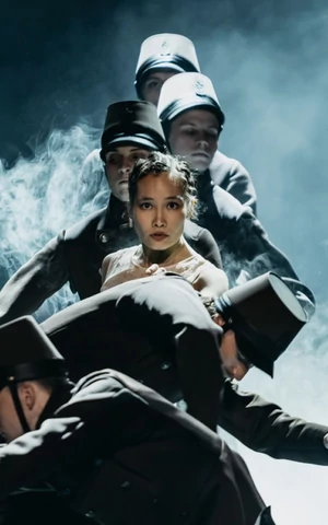 Первая мировая, Руанский собор и оркестр на сцене — из чего состоит балет «Щелкунчик. Несказка» в Новой Опере