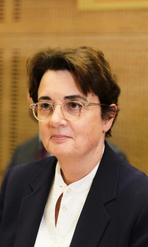 Директор Лувра Лоранс Де Кар уходит в отставку