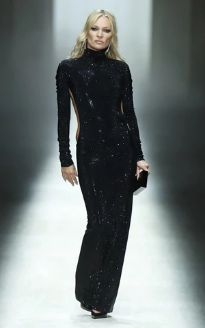 Драма, страсть, ненависть. Из чего состоит дебютный показ Демны в Gucci 