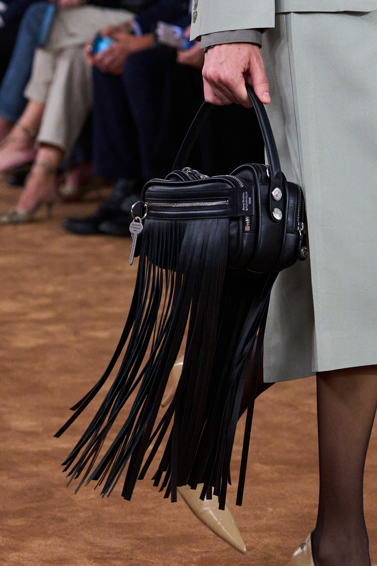 Acne%20Studios%20%u0432%u0435%u0441%u043D%u0430-%u043B%u0435%u0442%u043E%202026