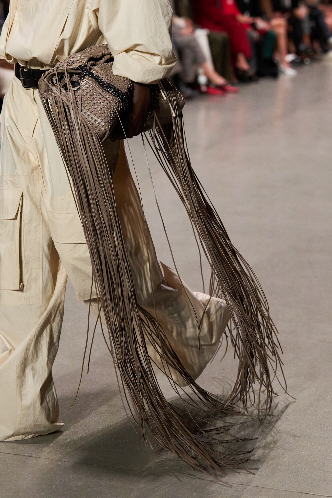 Stella%20Mc%u0421artney%20%u0432%u0435%u0441%u043D%u0430-%u043B%u0435%u0442%u043E%202026