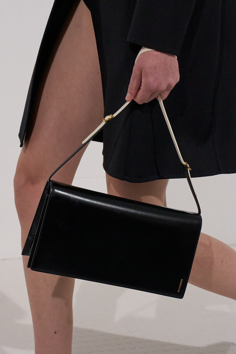 Jil%20Sander%20%20%u0432%u0435%u0441%u043D%u0430-%u043B%u0435%u0442%u043E%202026