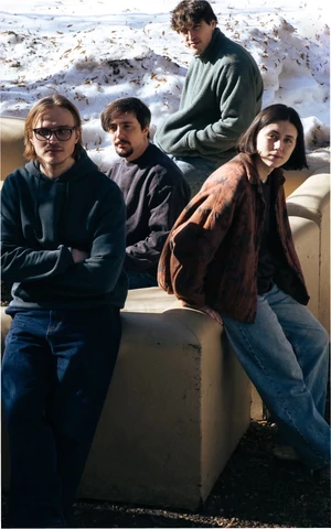 Группа hehehe выпустила новый мини-альбом «Из дома в дом»