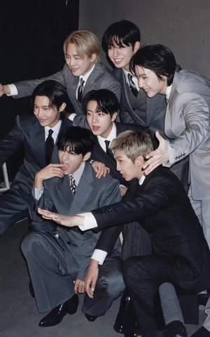 Между идентичностью и глобальным рынком: каким получился новый альбом BTS — Arirang