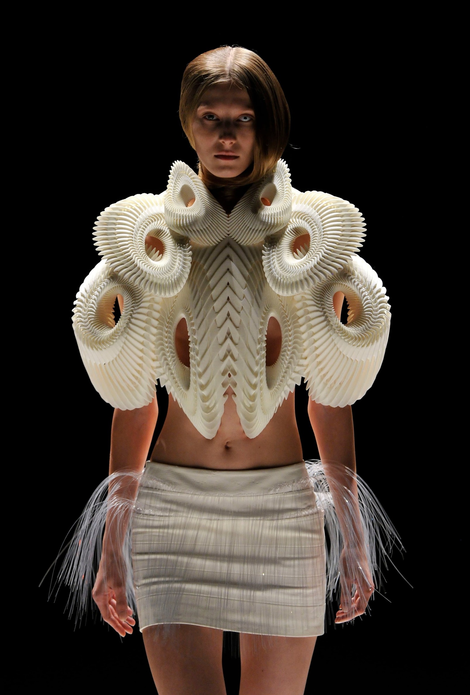 Iris%20Van%20Herpen%20Crystallization