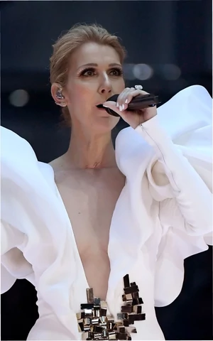 Селин Дион готовится вернуться на сцену