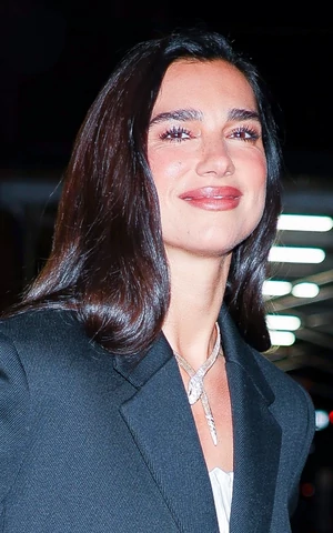 Дуа Липа станет куратором Лондонского литературного фестиваля