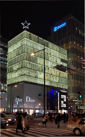 Выручка LVMH выросла на 1% в первом квартале 2026 года 