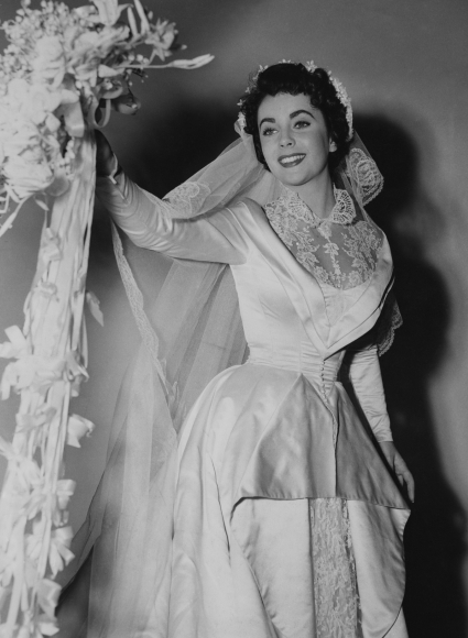 %u042D%u043B%u0438%u0437%u0430%u0431%u0435%u0442%20%u0422%u0435%u0439%u043B%u043E%u0440%20%u0432%20%u0444%u0438%u043B%u044C%u043C%u0435%20%AB%u041E%u0442%u0435%u0446%20%u043D%u0435%u0432%u0435%u0441%u0442%u044B%BB%2C%201950