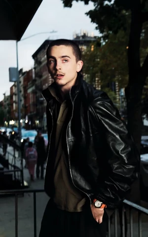 Тимоти Шаламе стал инвестором и креативным советником часового бренда Urban Jürgensen