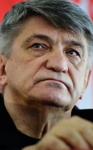 Александр Сокуров не получил обещанный спецприз «За вклад в мировой кинематограф» на ММКФ