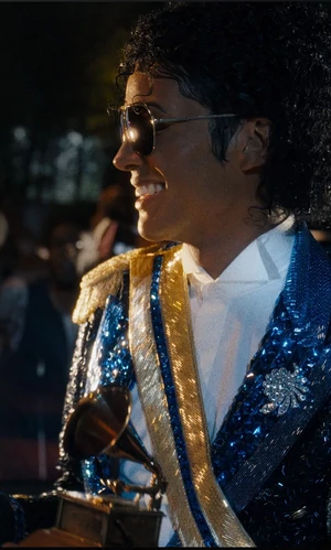 Байопик «Майкл» о Майкле Джексоне собрал 217 млн долларов по всему миру