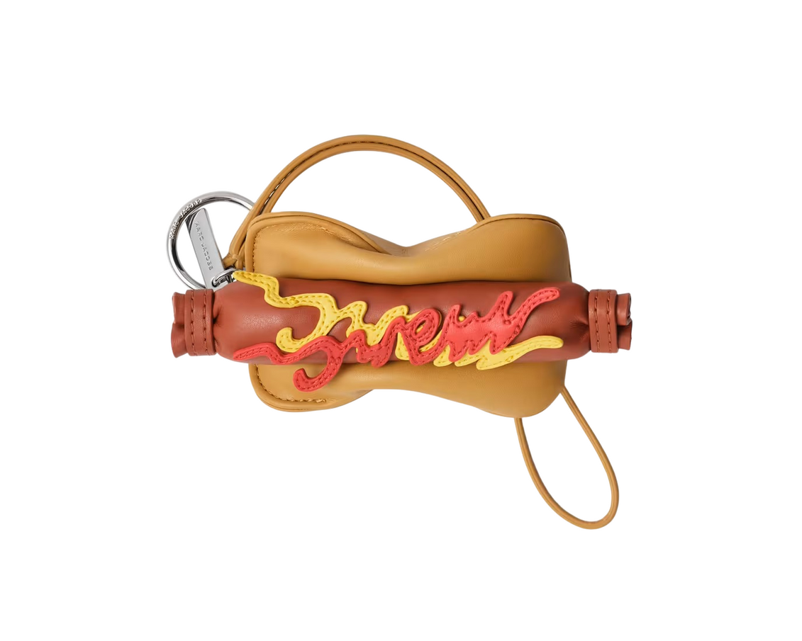 Хот-дог Marc Jacobs, 12 300 ₽