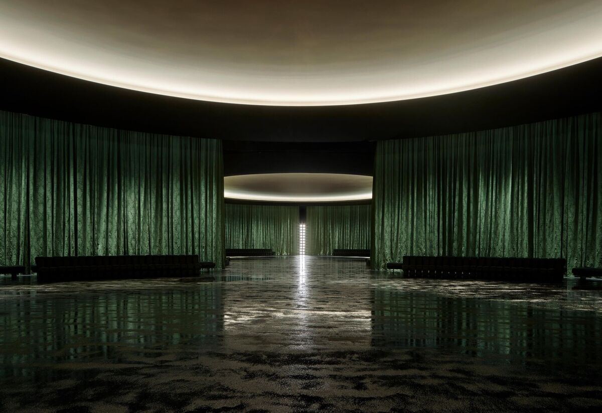 Saint Laurent осень-зима 2024/2025