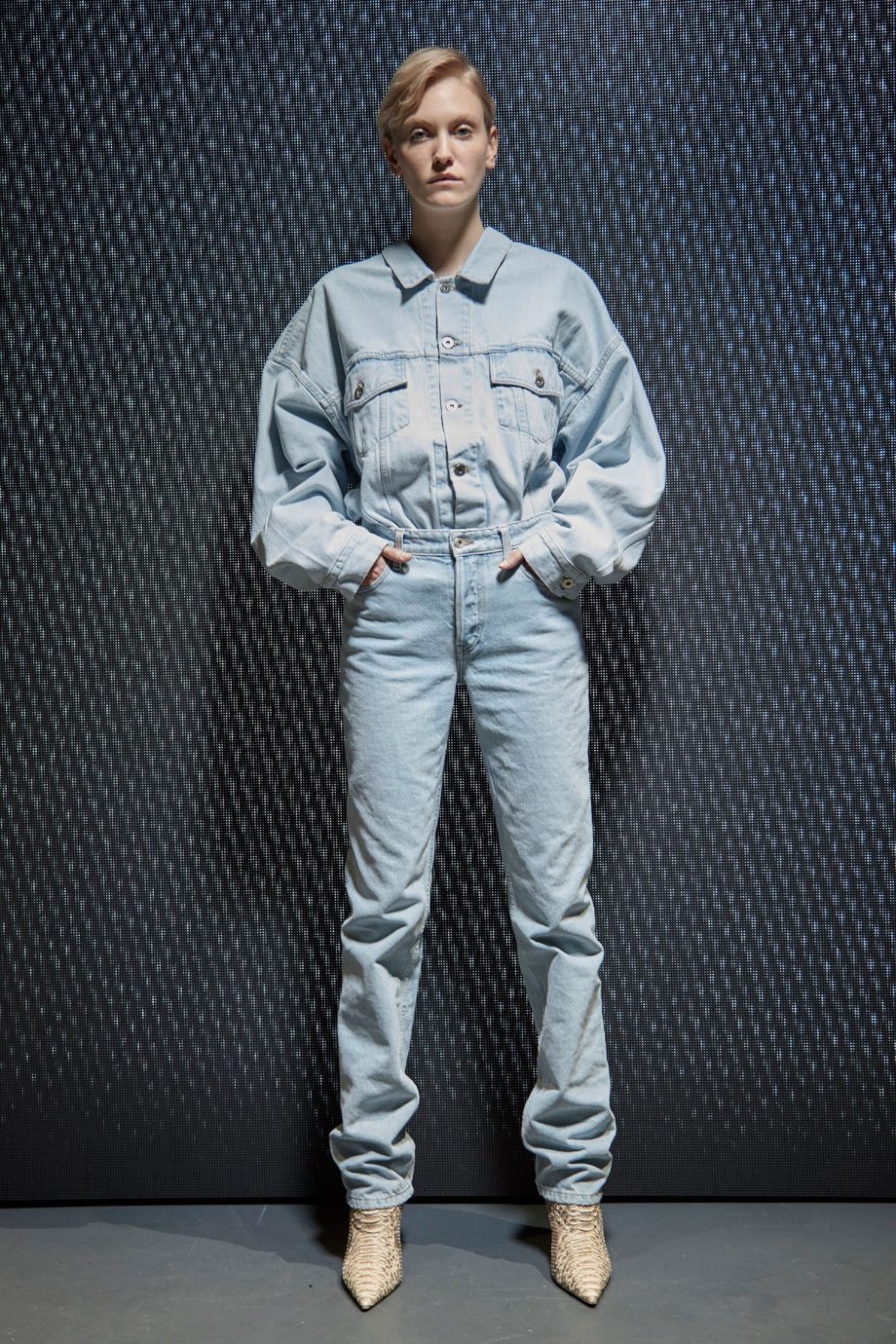 Yeezy%2C%20%u043E%u0441%u0435%u043D%u044C-%u0437%u0438%u043C%u0430%202017/2018