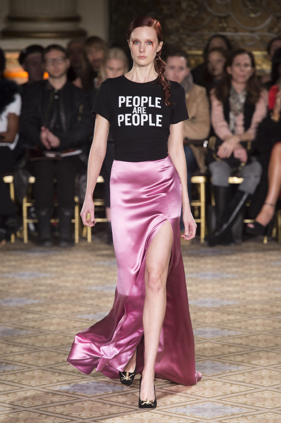 Christian%20Siriano%2C%20%u043E%u0441%u0435%u043D%u044C-%u0437%u0438%u043C%u0430%202017/2018