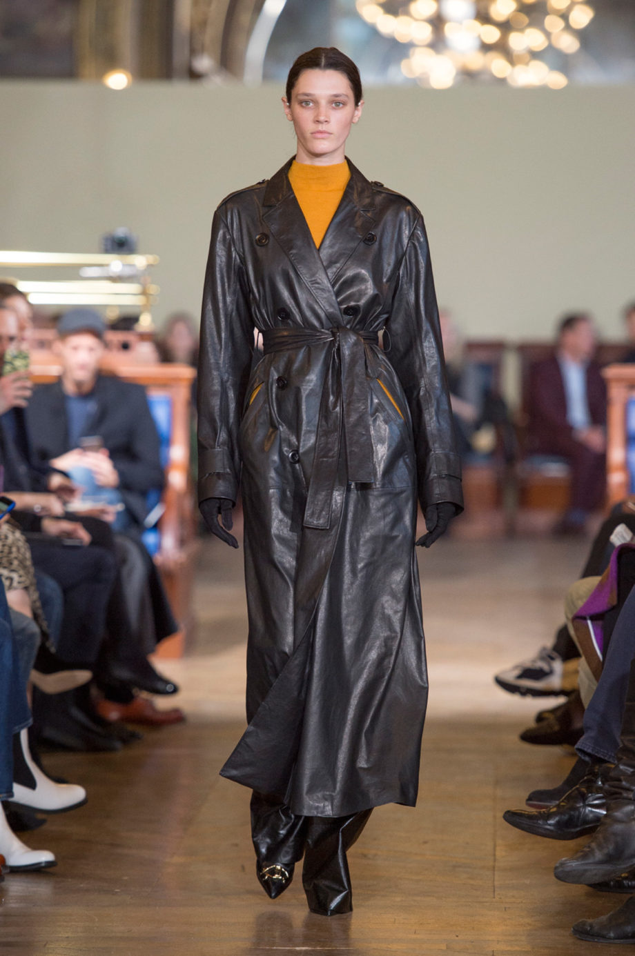 Olivier%20Theyskens%2C%20%u043E%u0441%u0435%u043D%u044C-%u0437%u0438%u043C%u0430%202017/2018