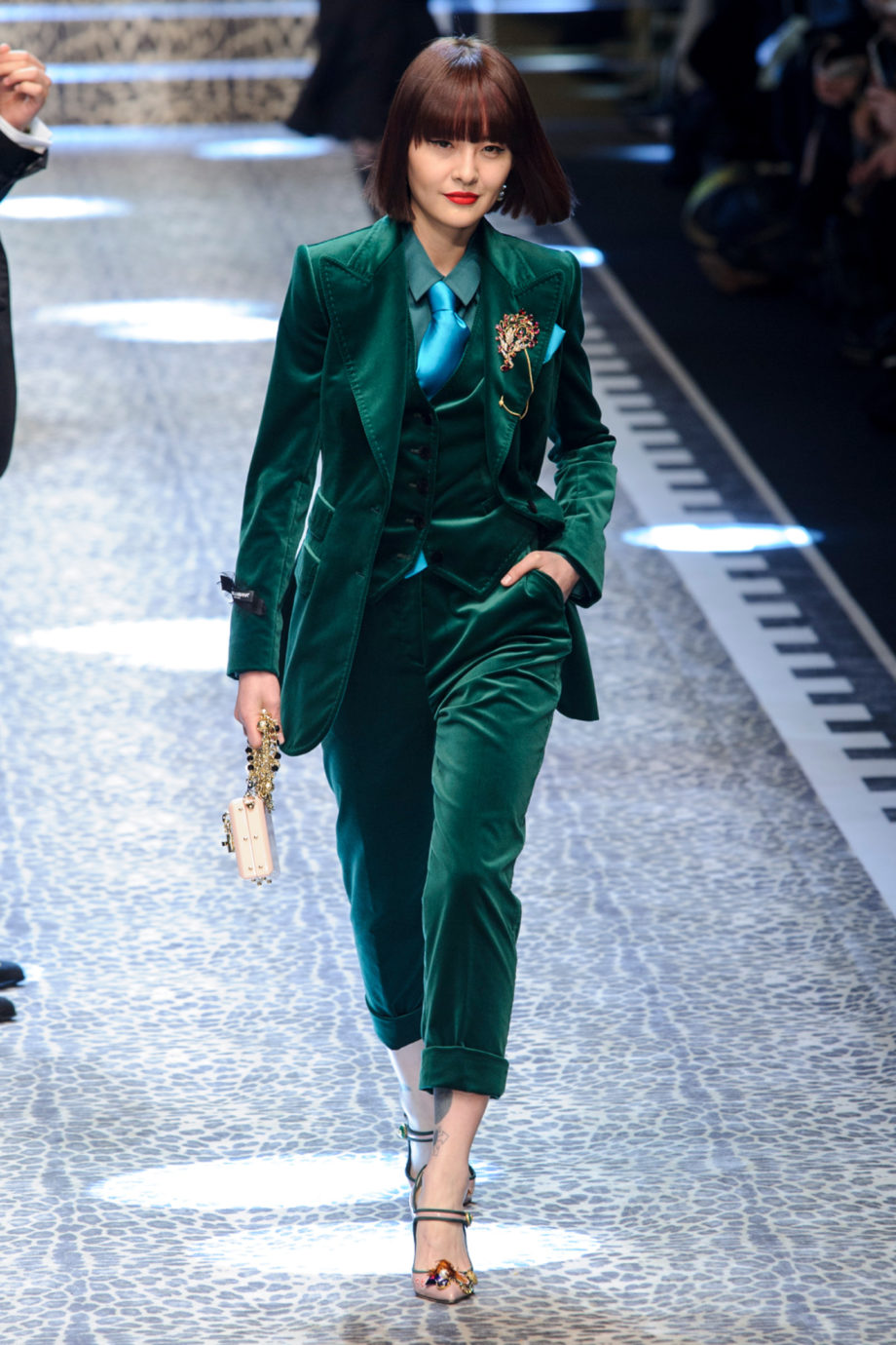 Dolce%20%26%20Gabbana%2C%20%u043E%u0441%u0435%u043D%u044C-%u0437%u0438%u043C%u0430%202017/2018
