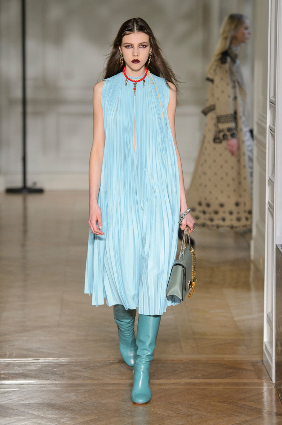 Valentino%2C%20%u043E%u0441%u0435%u043D%u044C-%u0437%u0438%u043C%u0430%202017/2018
