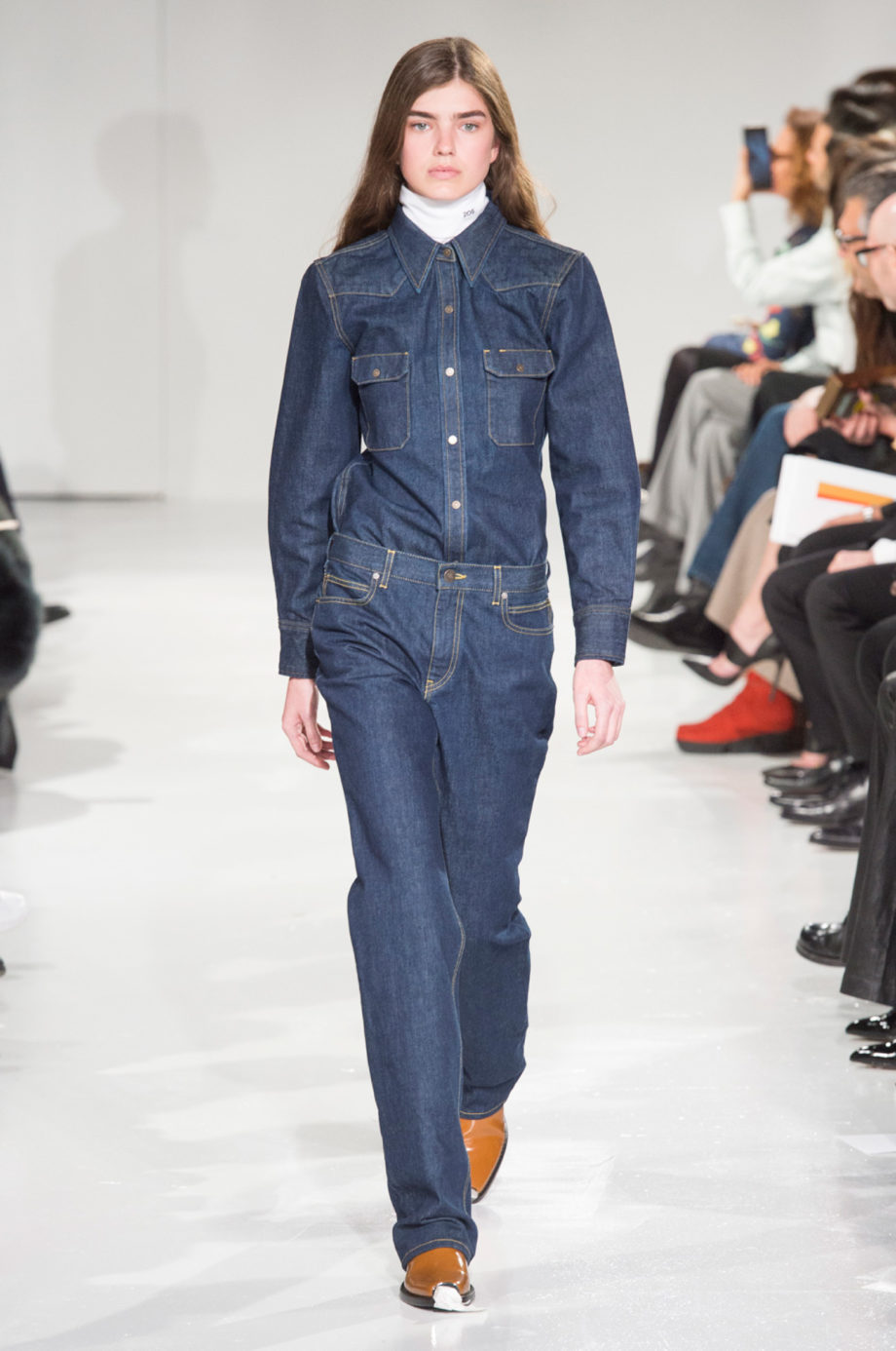 Calvin%20Klein%2C%20%u043E%u0441%u0435%u043D%u044C-%u0437%u0438%u043C%u0430%202017/2018