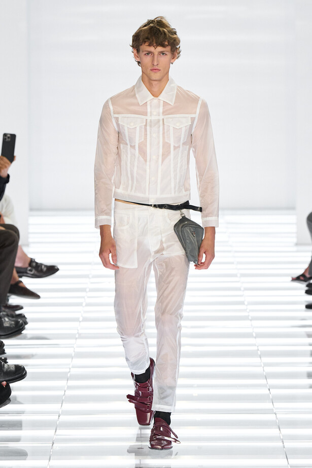Prada весна-лето 2027